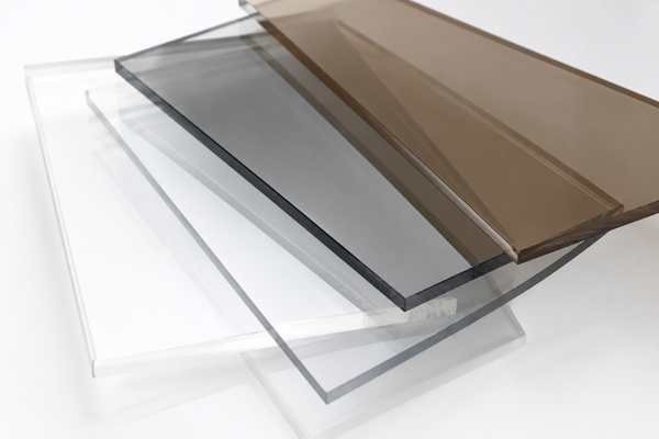 UV plastic coatings for industrial and decorative plastic surfaces